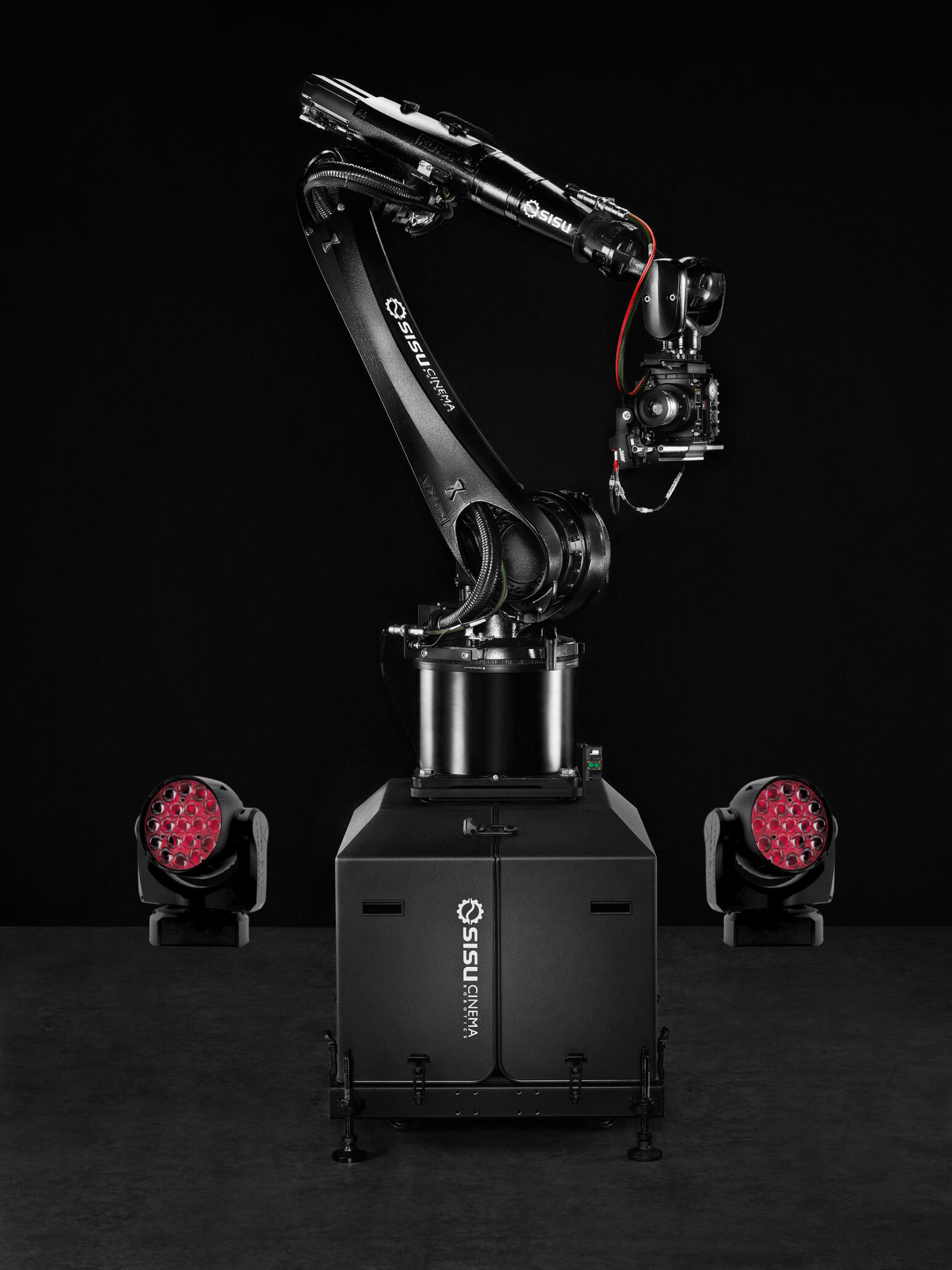 Glimmer Bot Sisu Cinema C20 Robotic arm and two Martin Mac Aura XBs